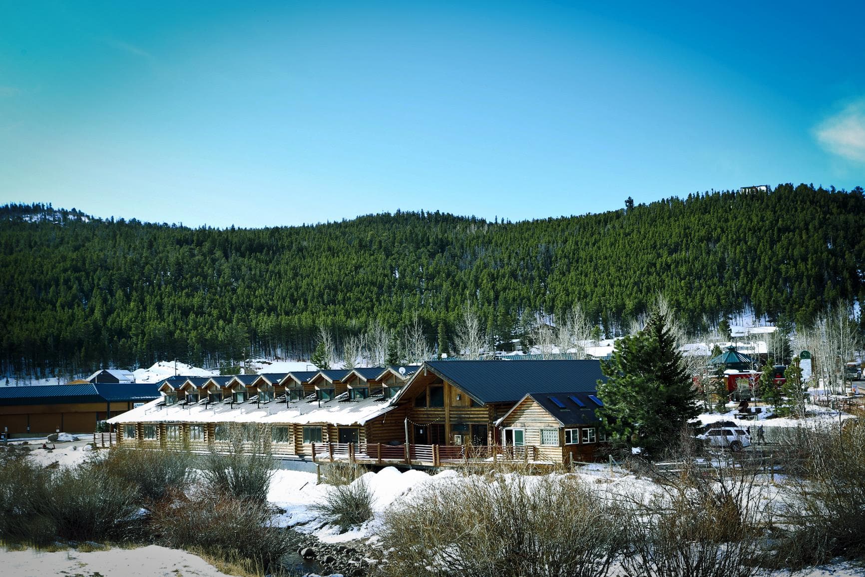 the boulder creek lodge in nederland photo