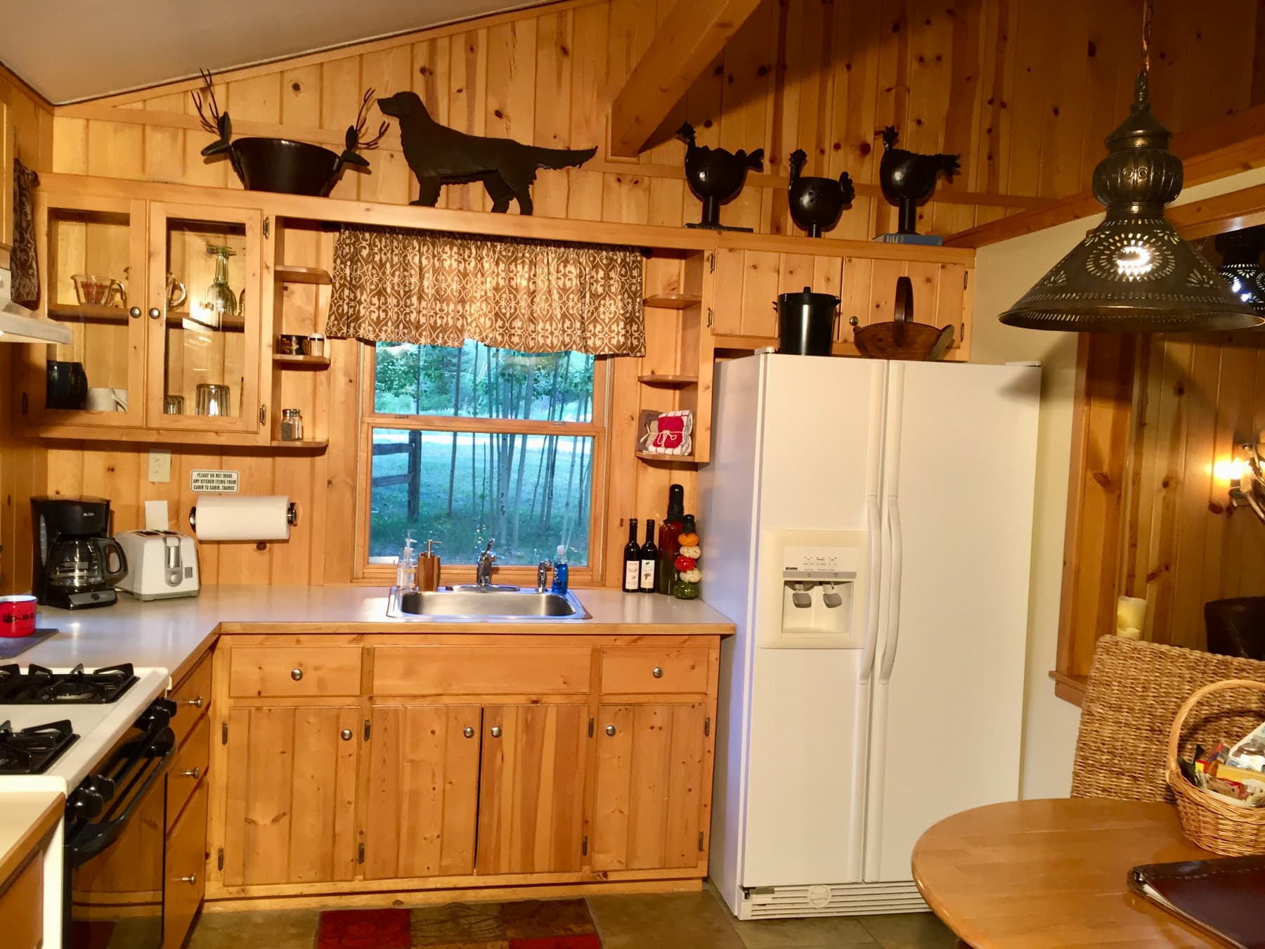 creekside cabin photo 18