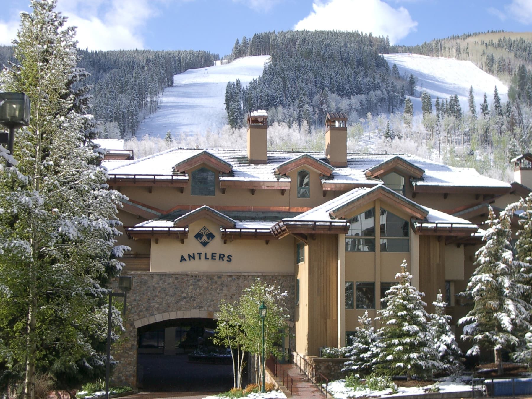 located 150 yards from the ski lifts, facing vail mountain photo