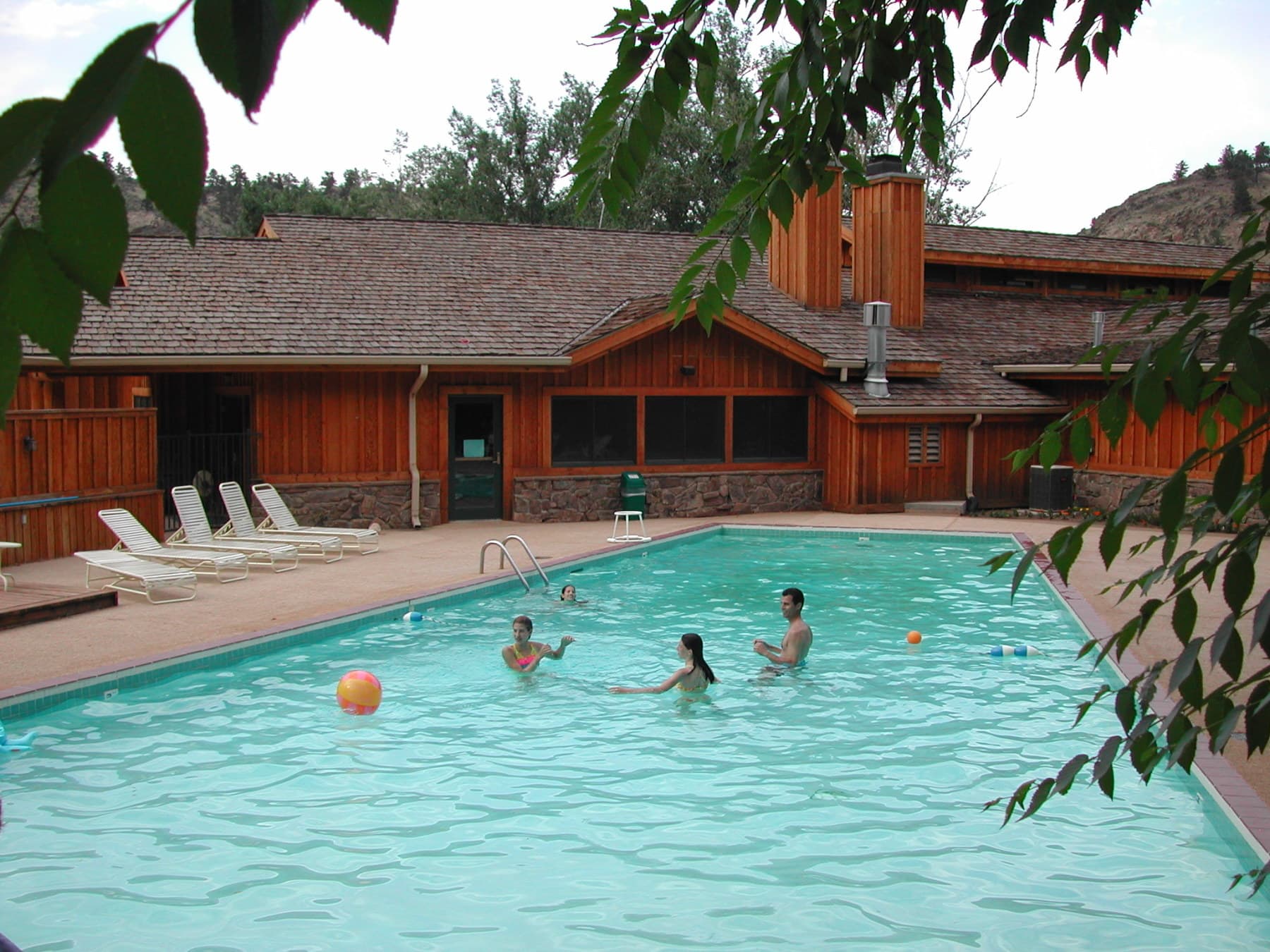 heated outdoor pool photo 7