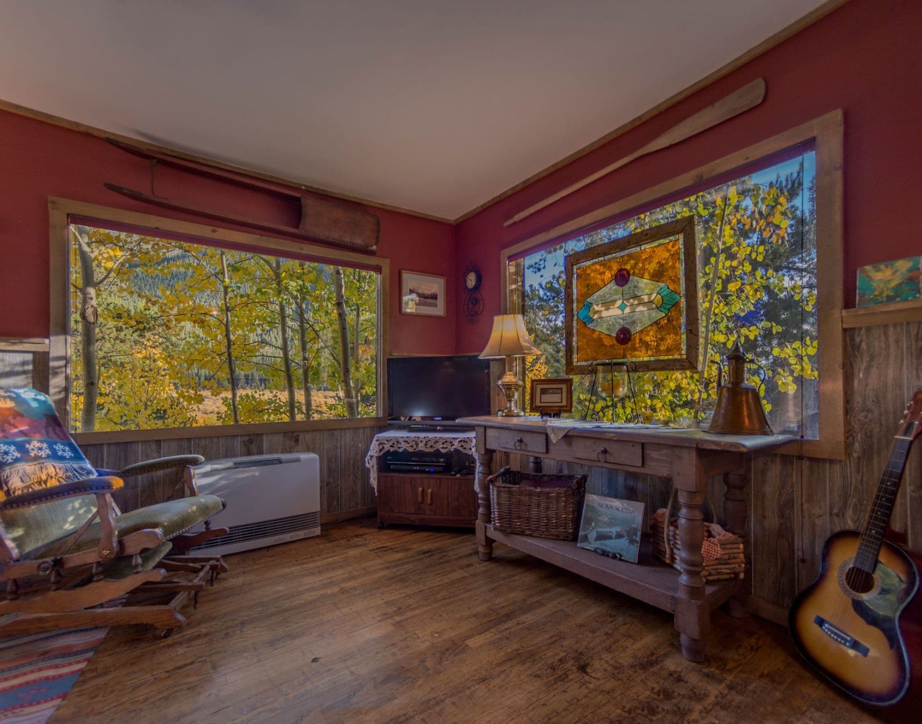 luna's living room photo 13