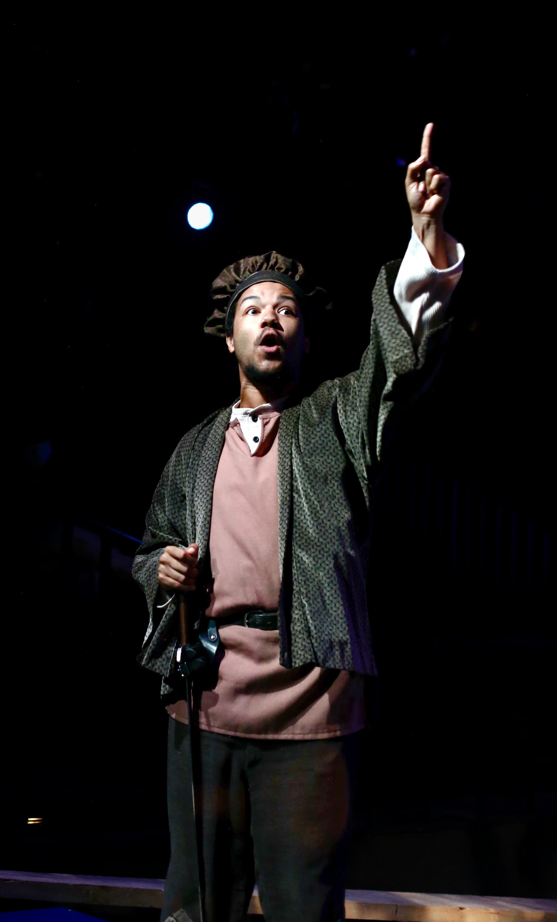 cameron davis in ken ludwig's sherwood: the adventures of robin hood (2022) photo 12