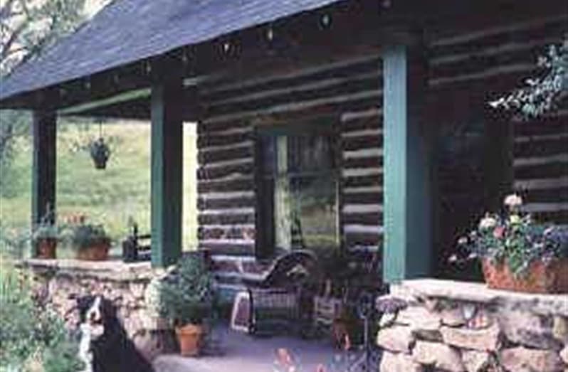 four mile creek bed & breakfast photo