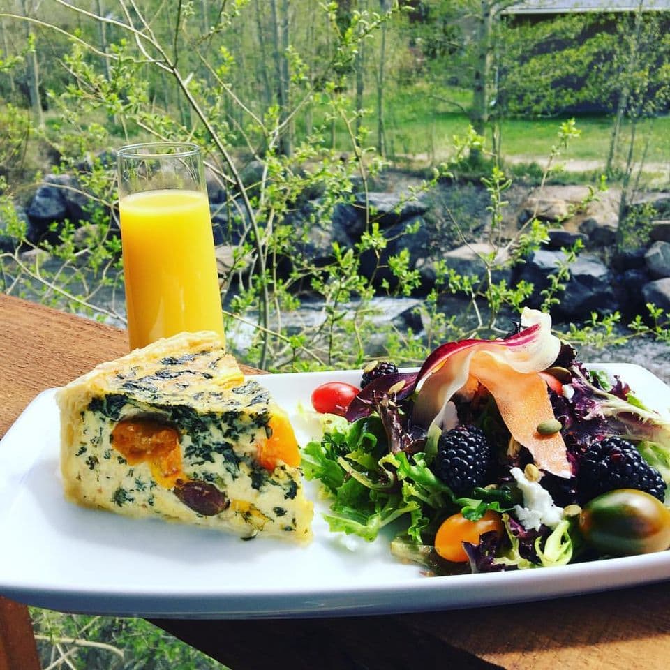 cooper's on the creek in georgetown photo