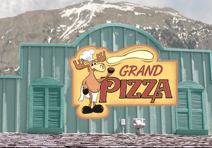 grand pizza in grand lake photo