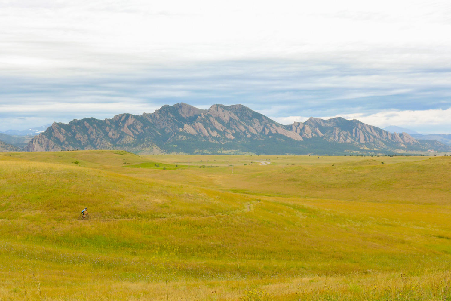 Mountain biking the scenic High Plains Trail
