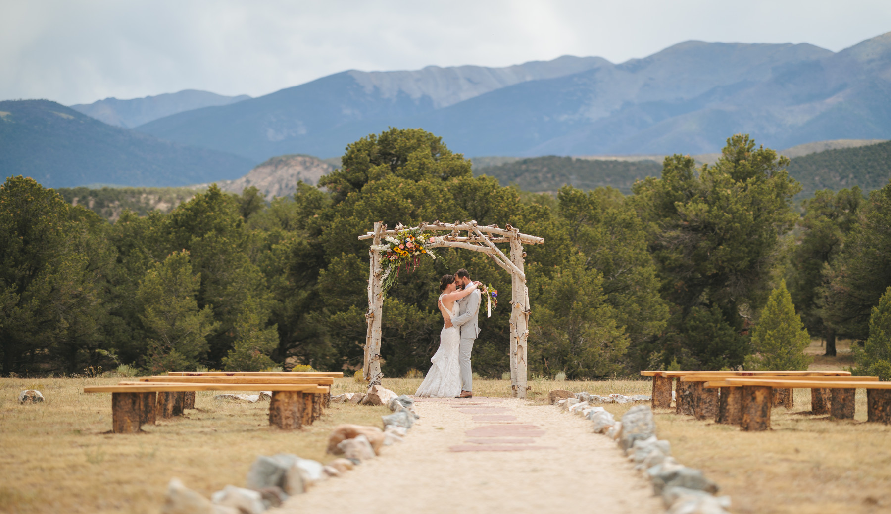 blue coyote ranch is the quintessential rocky mountain wedding venue. with on-site lodging for 39 people, your wedding can be an immersive retreat for your friends and family.  photo 8