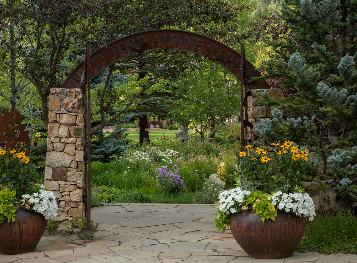 betty ford alpine gardens gate in summer photo 4