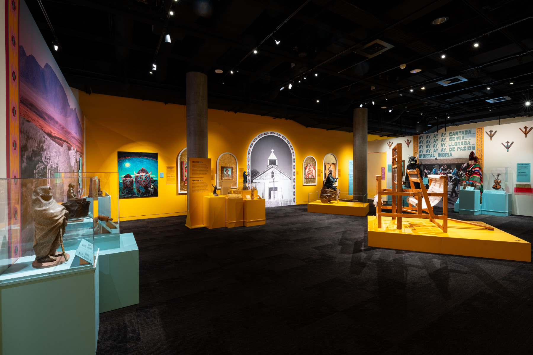 the exhibition de la tierra photo 9