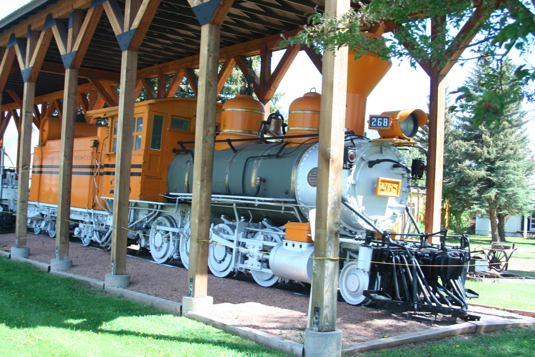 pioneer museum #268 denver & rio grande engine & train photo