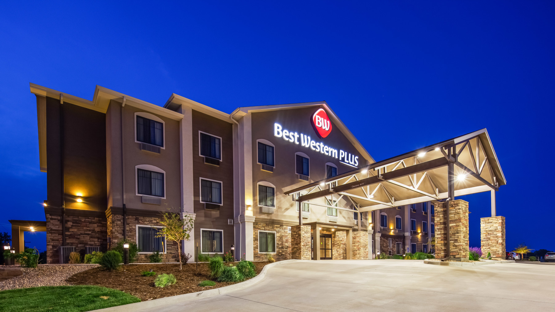 best western plus overland inn photo