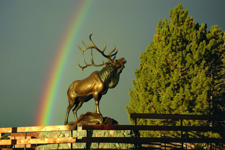 sound of autumn, by gerald balciar. monumental bronze. photo