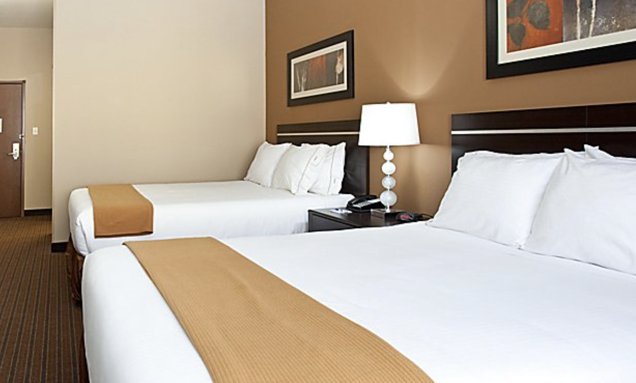 holiday inn express & suites lamar photo