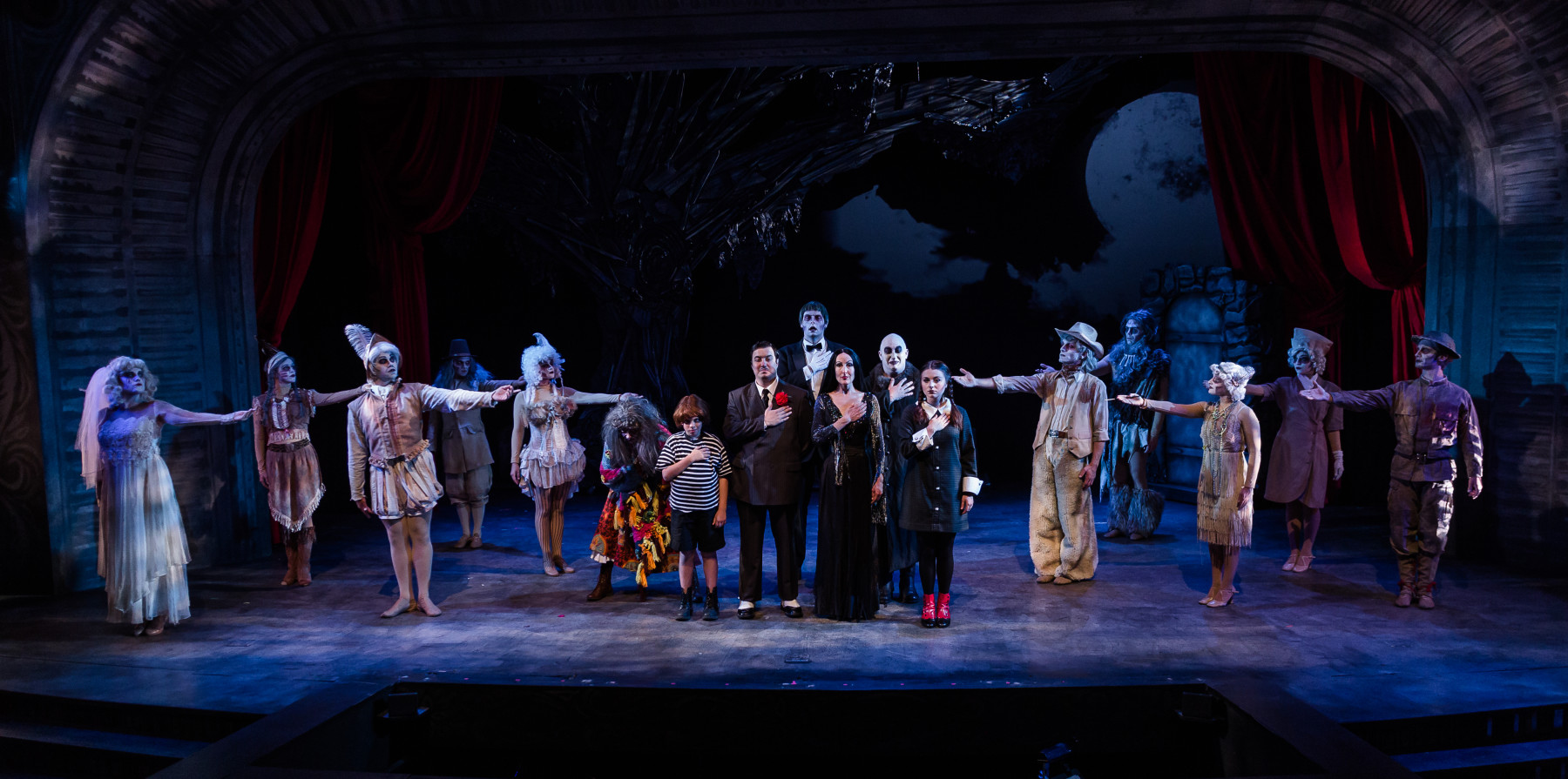 the addams family 2015 photo 4