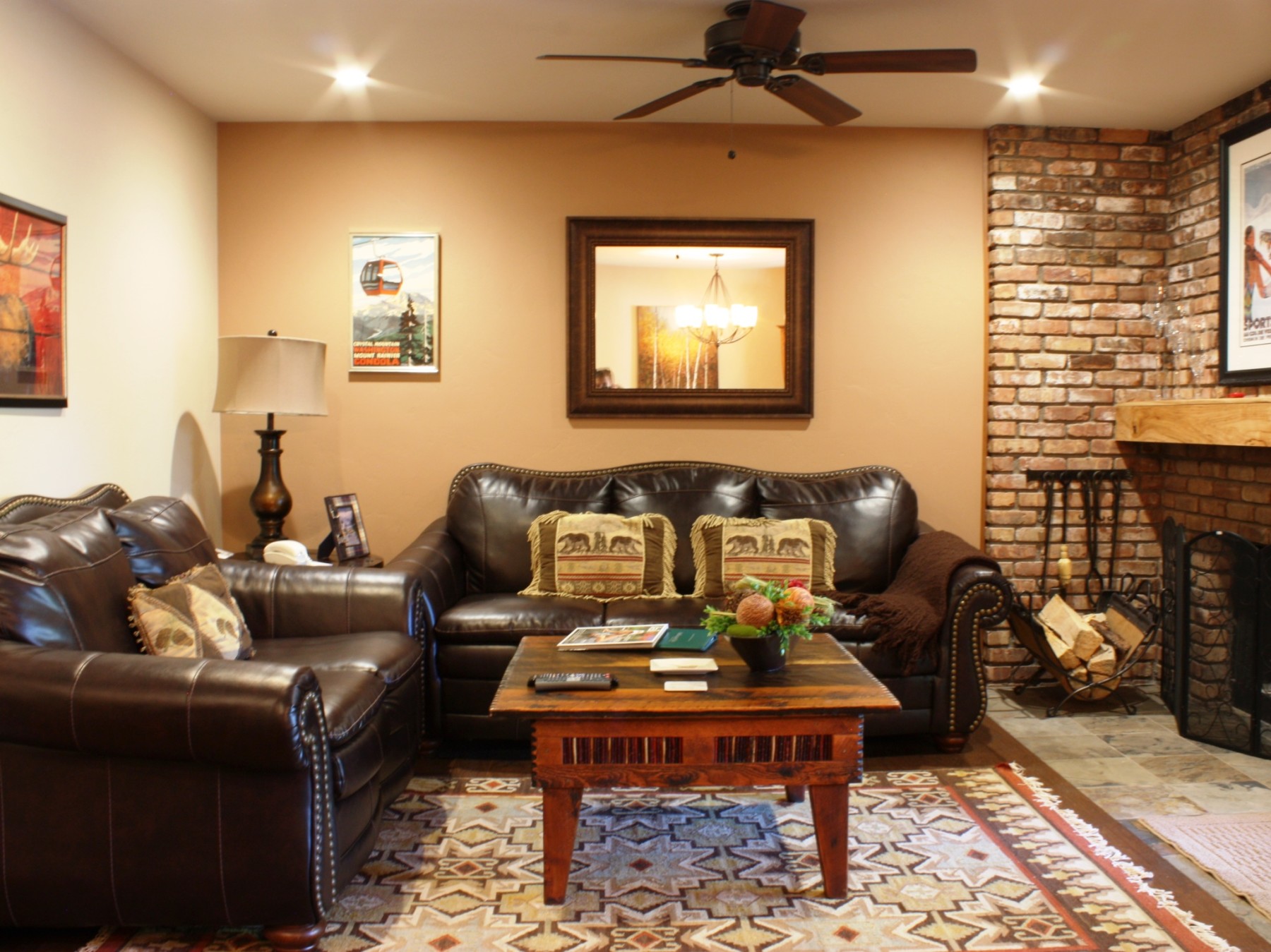 sample living area of 2 bedroom vacation rental condo photo 16