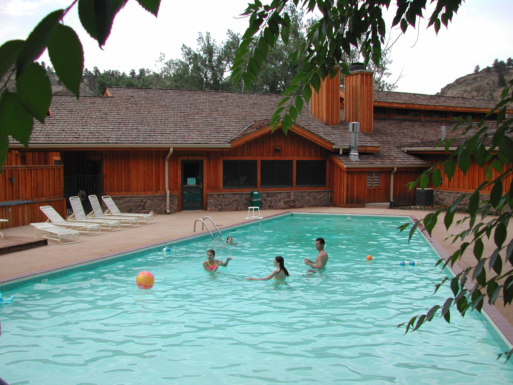 heated outdoor pool photo 7