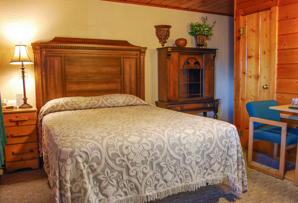 poncha lodge in poncha springs near monarch mountain photo